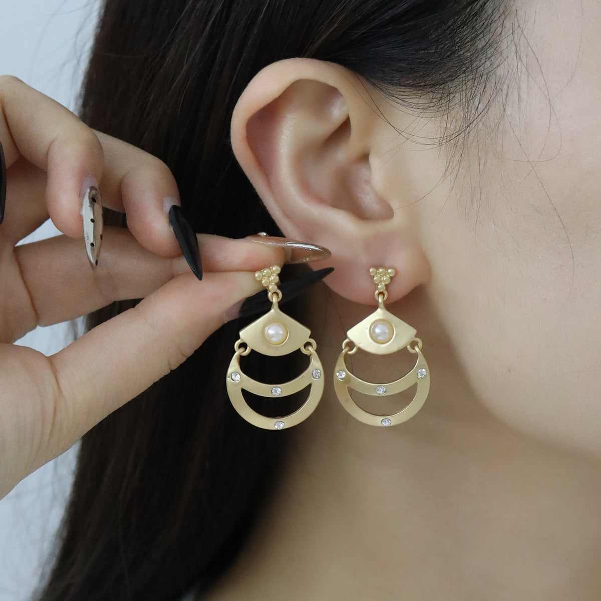 Cars&Bags Matte Golden Moon Necklace and Earrings Suite