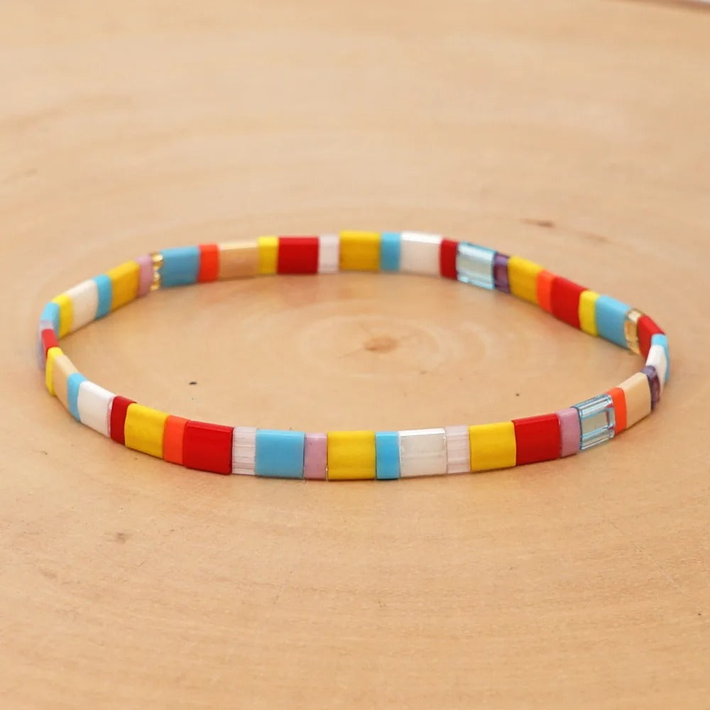 Women's Bohemian Glass Beaded Bracelet – Trendy & Elegant