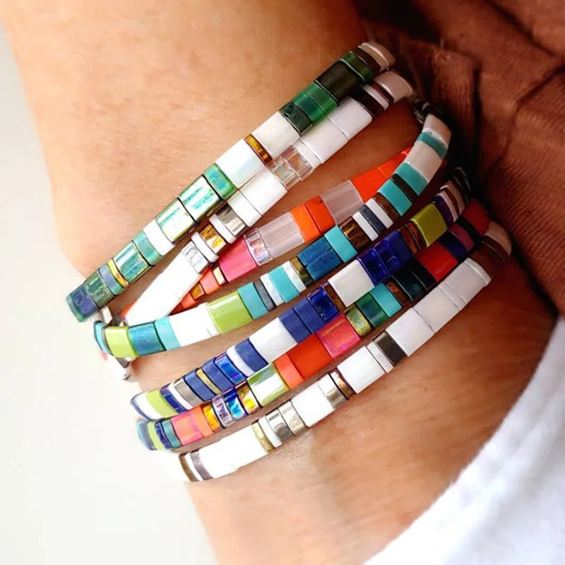 Women's Bohemian Glass Beaded Bracelet – Trendy & Elegant