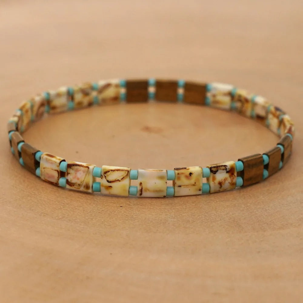 Women's Bohemian Glass Beaded Bracelet – Trendy & Elegant