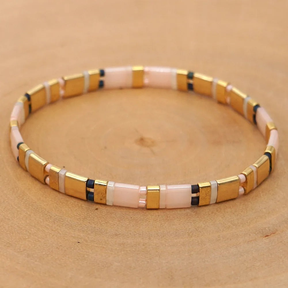 Women's Bohemian Glass Beaded Bracelet – Trendy & Elegant