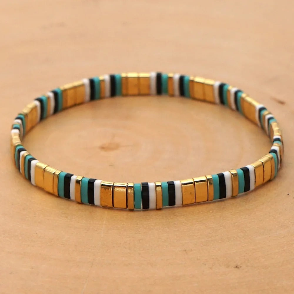 Women's Bohemian Glass Beaded Bracelet – Trendy & Elegant