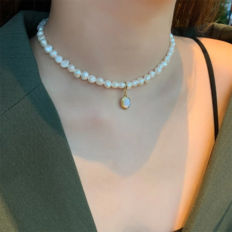 Cold Wind Moon Stone Pendant Temperament Clavicle Chain