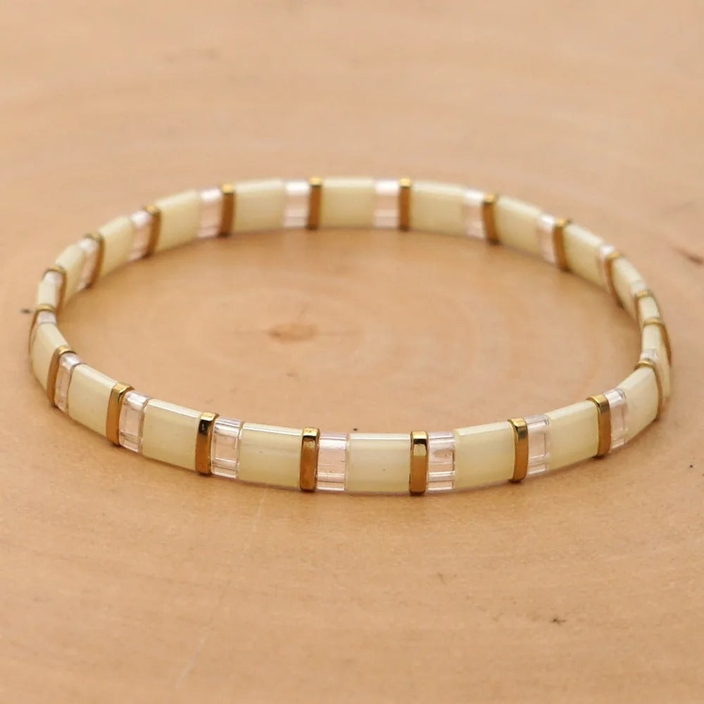 Women's Bohemian Glass Beaded Bracelet – Trendy & Elegant