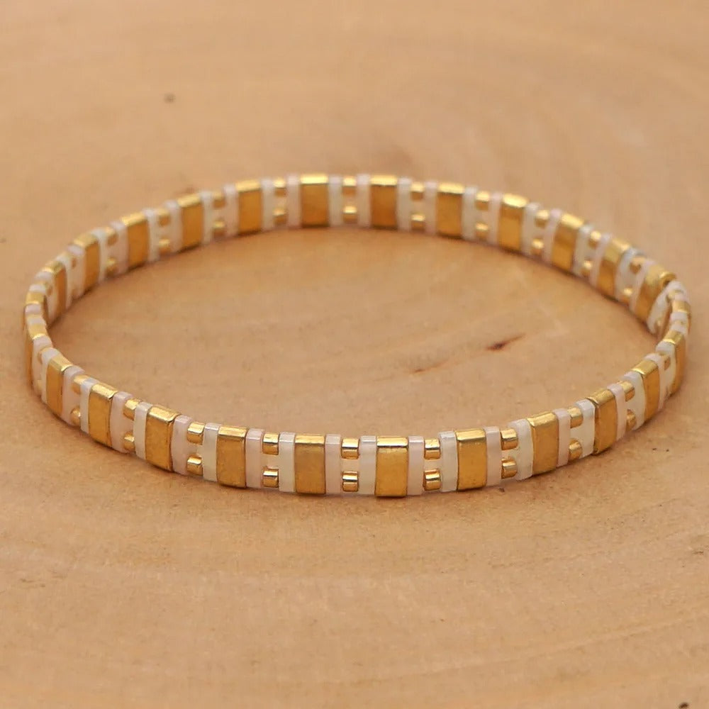 Women's Bohemian Glass Beaded Bracelet – Trendy & Elegant