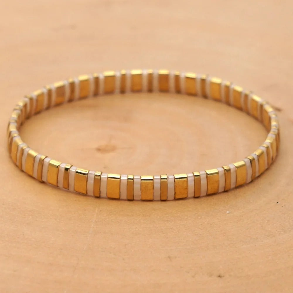 Women's Bohemian Glass Beaded Bracelet – Trendy & Elegant