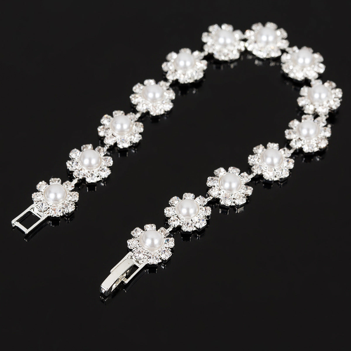 Pearl Rhinestone Shiny Little Flower Bracelet For Women