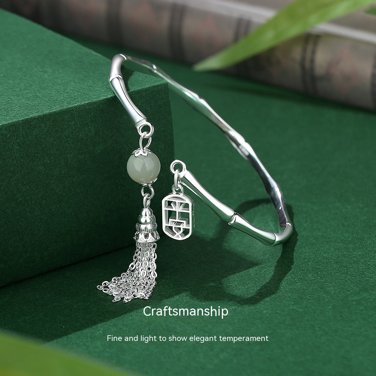 Pure Silver Design Safe Tassel Opening Hand