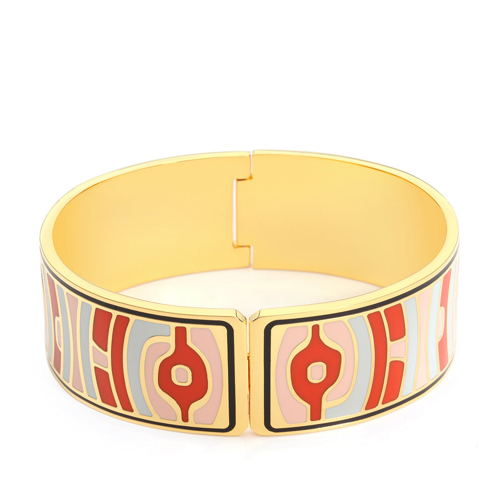 Enamel Hand Beauty Good Luck Comes 18K Real Gold Plated Bracelet