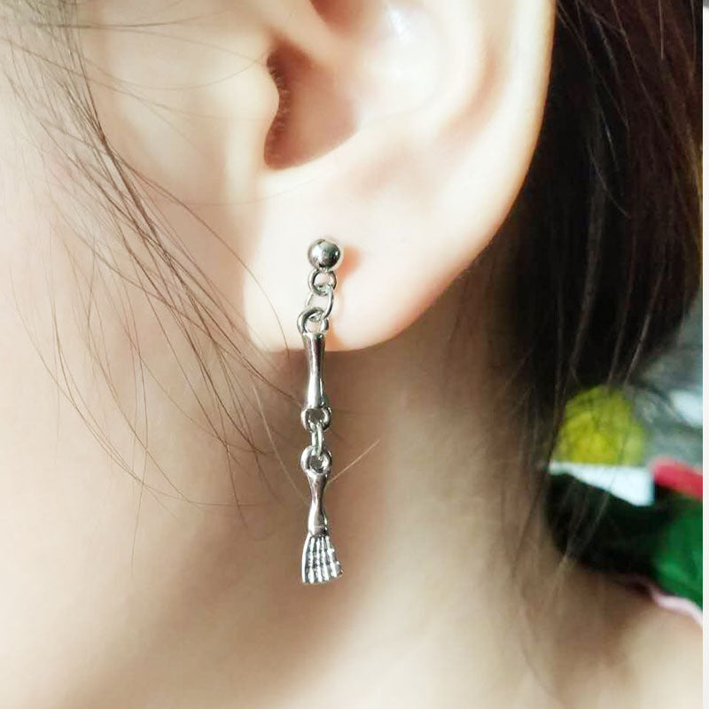 Simple Punk Bone Joint Hand And Foot Link Combination Ear Studs