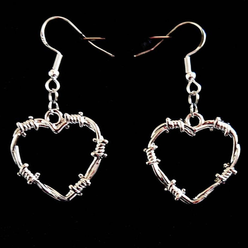 Gothic Barbed Wire Heart-shaped Earrings