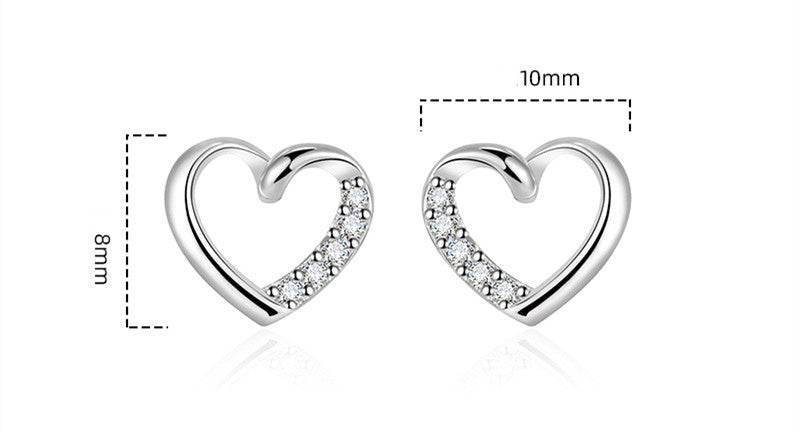 Women's Simple Fashion Heart-shaped Stud Earrings