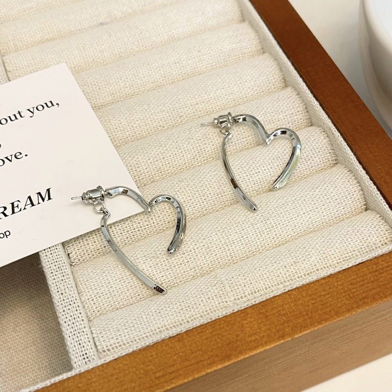 Sterling Silver Needle Sweet Cool Metal Simple Love Heart Earrings