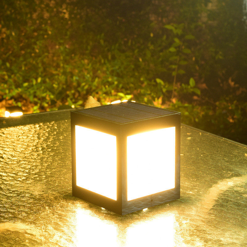 European Style Column Head Lamp Outdoor Villa Courtyard Wall Lamp Solar Wall Lamp