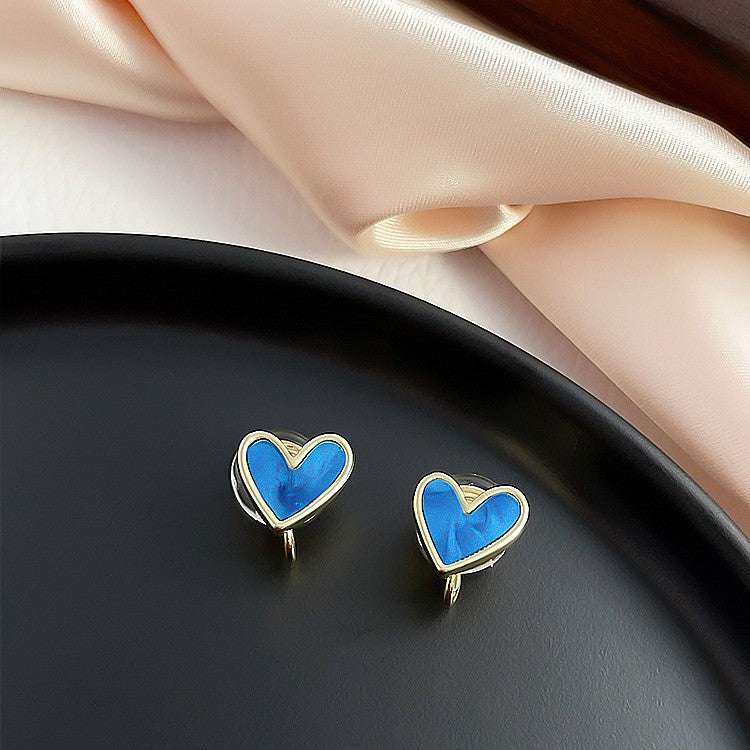 Love Quicksand Small And Simple Ear Clip