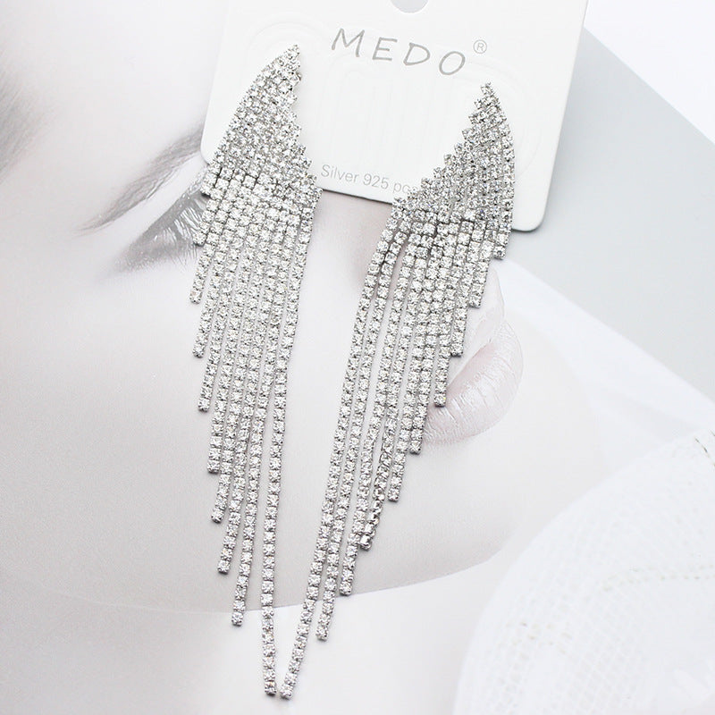 Claw Chain Simple All-match Diamond Wings Tassel Earrings