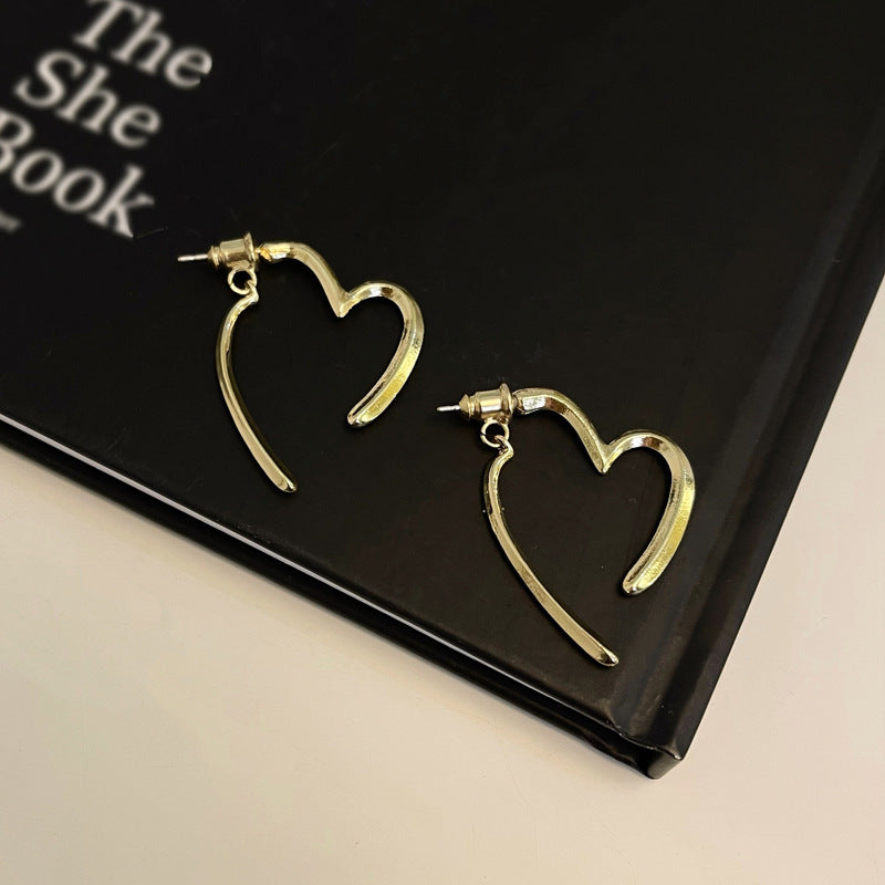 Sterling Silver Needle Sweet Cool Metal Simple Love Heart Earrings