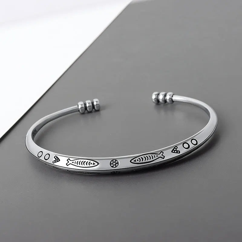 Crater Design Bump Bracelet Fashion