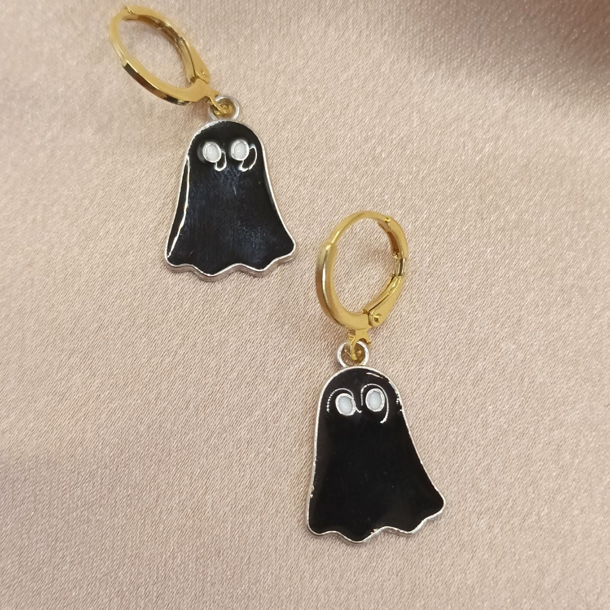 Halloween Cartoon Ghost Ear Clip