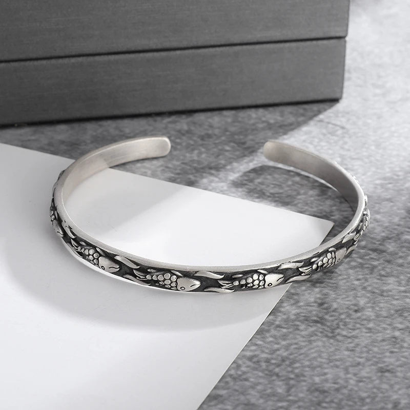 Crater Design Bump Bracelet Fashion