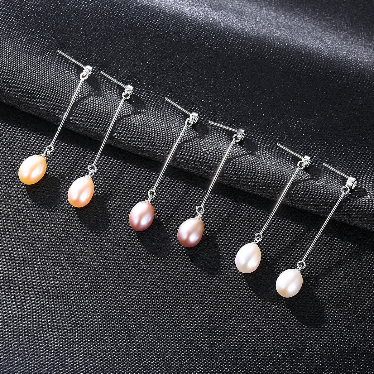 Women's Fashion Temperament Long Pearl Earrings