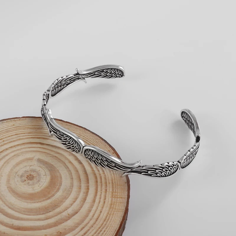 Crater Design Bump Bracelet Fashion