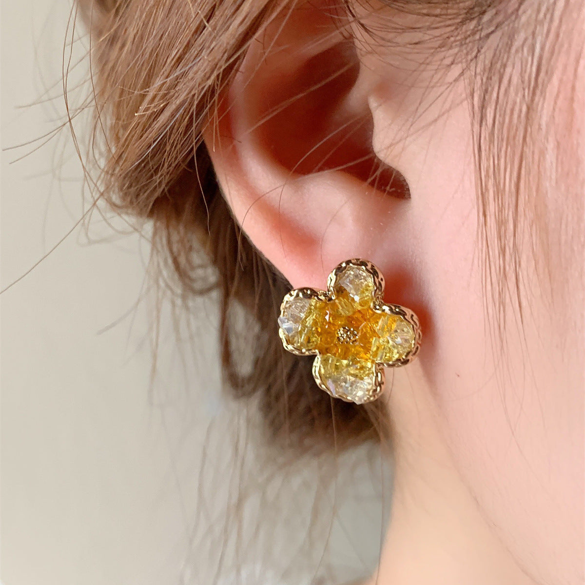 Women's Fashion Jasmine Flower Stud Earrings